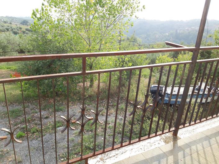 Image No.3-Ferme de 2 chambres à vendre à Serra d'Aiello