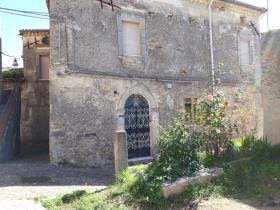 Image No.0-Maison de 2 chambres à vendre à Serra d'Aiello