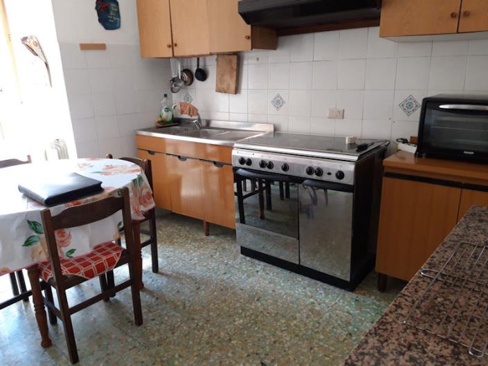 Image No.7-2 Bed House for sale