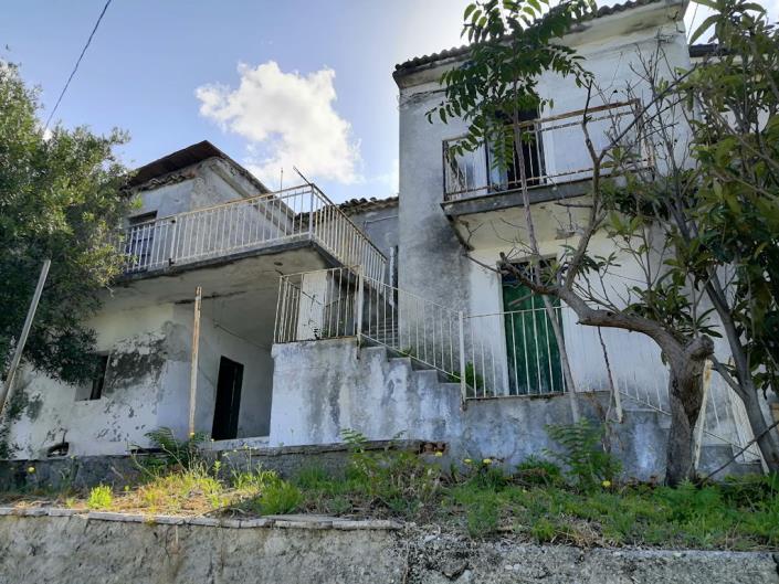 Image No.3-3 Bed House for sale