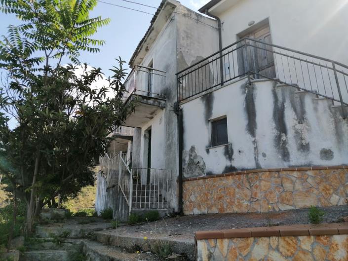 Image No.14-3 Bed House for sale