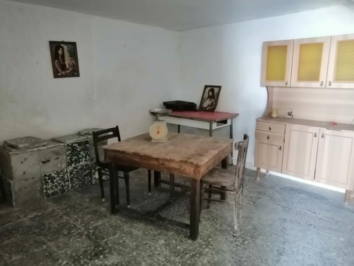 Image No.19-3 Bed House for sale