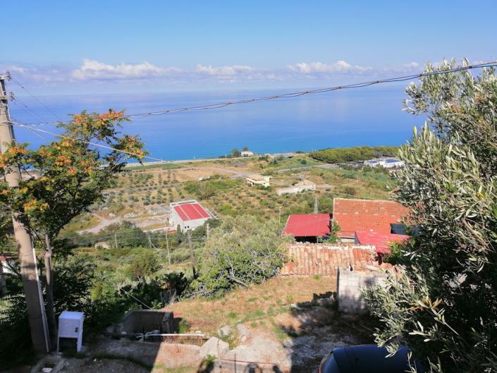 Image No.2-3 Bed House for sale