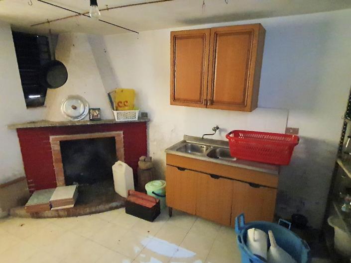 Image No.16-3 Bed House for sale