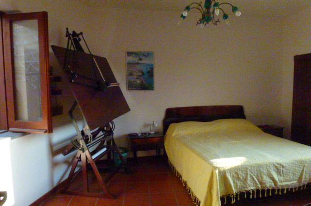 Image No.12-2 Bed Townhouse for sale