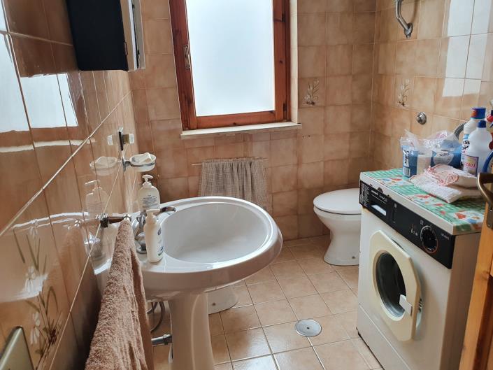 Image No.10-3 Bed Apartment for sale