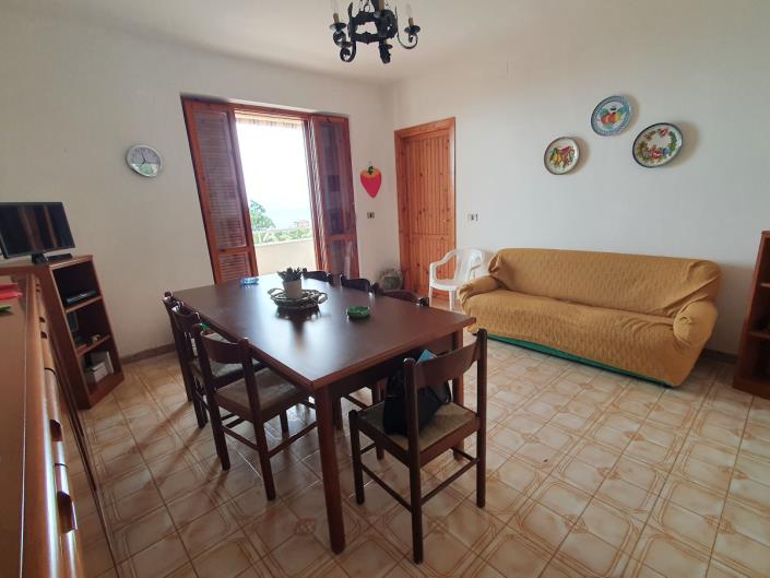 Image No.8-3 Bed Apartment for sale