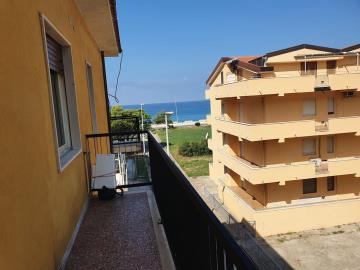 apartment-8-50MRbalc2