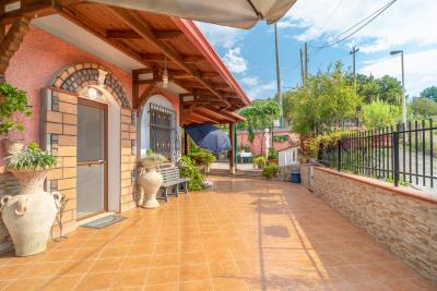 paved-exterior