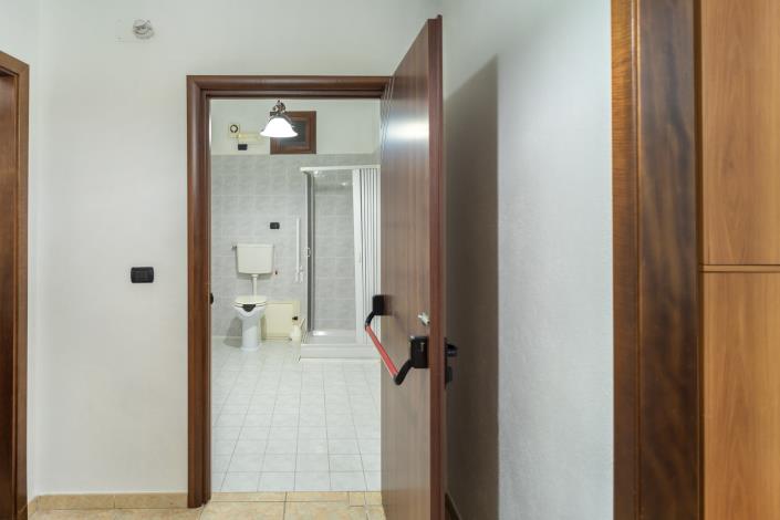 Image No.27-10 Bed Villa for sale