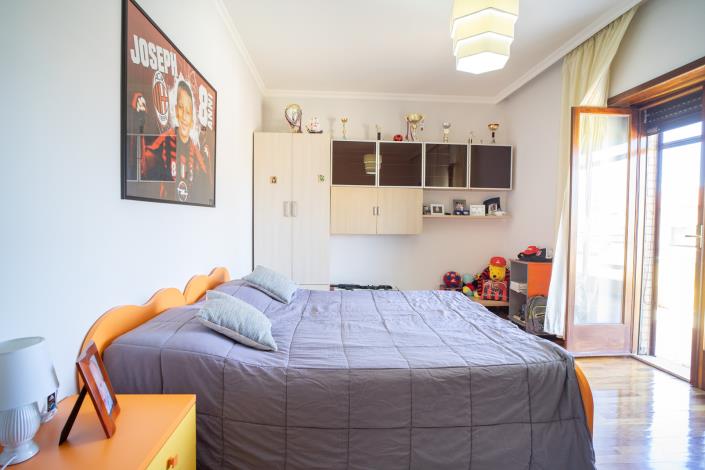 Image No.9-6 Bed Villa for sale