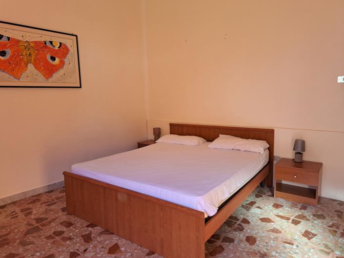 Image No.8-3 Bed Apartment for sale