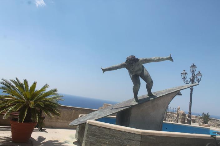 Image No.21-3 Bed Apartment for sale