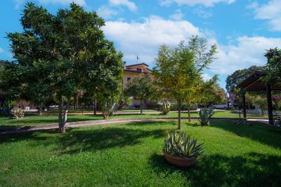 Large-Villa-with-garden-in-Calabria