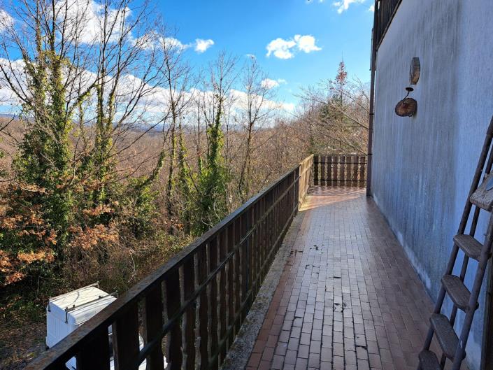 Image No.10-Maison de 6 chambres à vendre à Decollatura