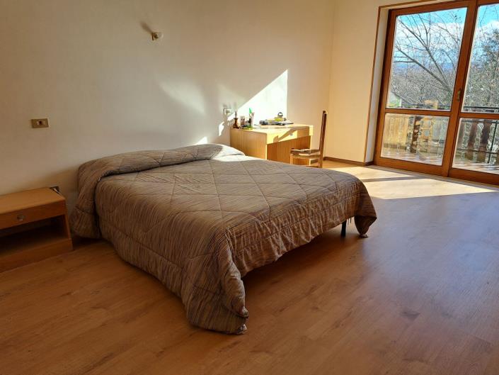 Image No.12-Maison de 6 chambres à vendre à Decollatura