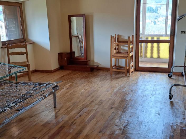 Image No.22-Maison de 6 chambres à vendre à Decollatura