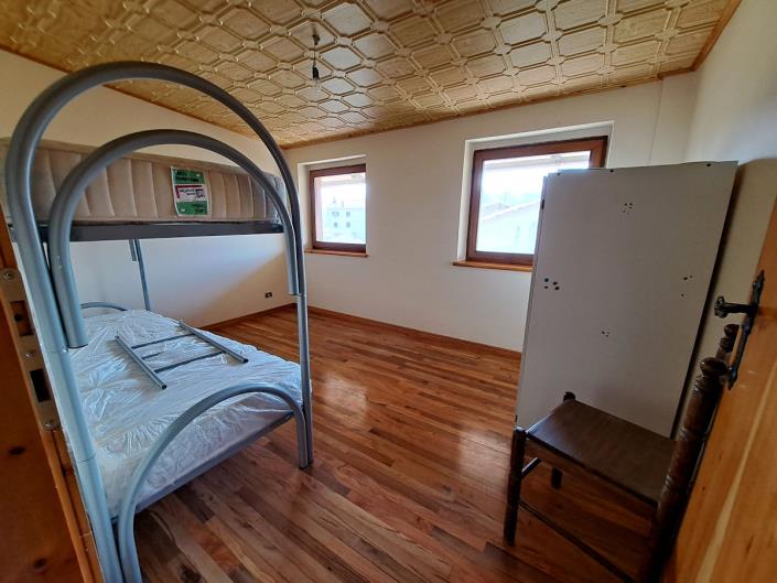 Image No.23-Maison de 6 chambres à vendre à Decollatura