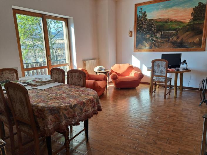 Image No.6-Maison de 6 chambres à vendre à Decollatura