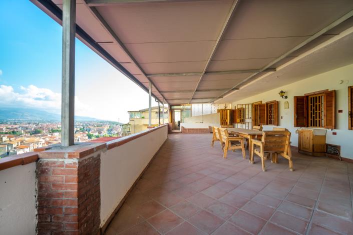 Image No.1-3 Bed Apartment for sale