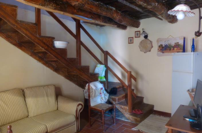 Image No.5-1 Bed House for sale