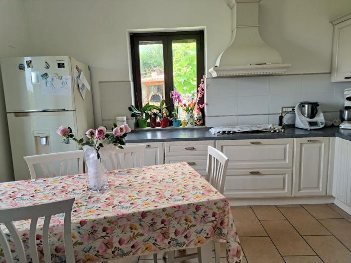 Image No.30-5 Bed House for sale