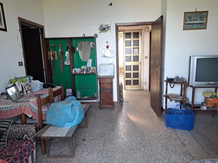 Image No.3-3 Bed Country House for sale