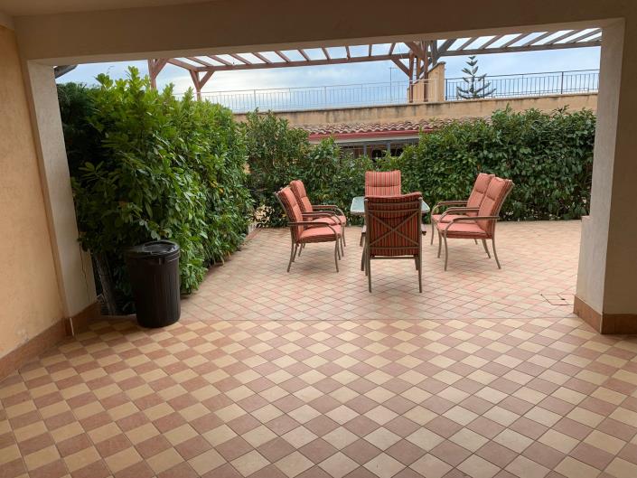 Image No.26-2 Bed Apartment for sale