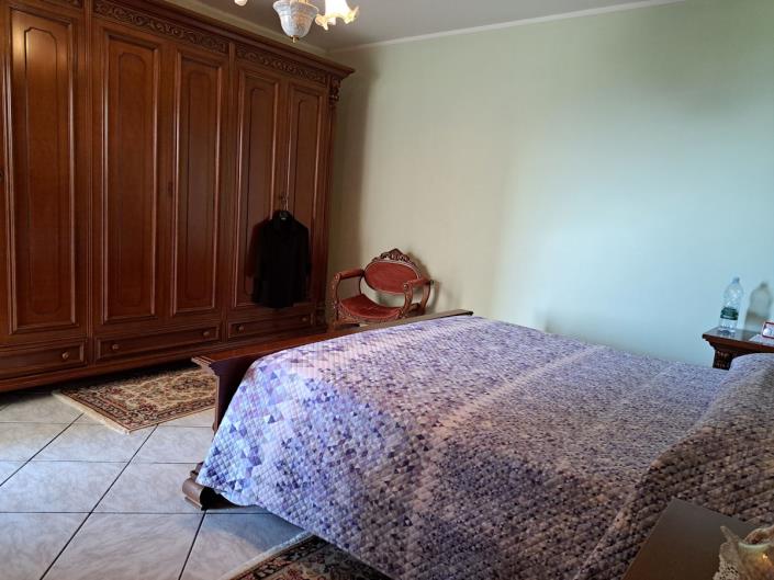 Image No.16-2 Bed Country House for sale