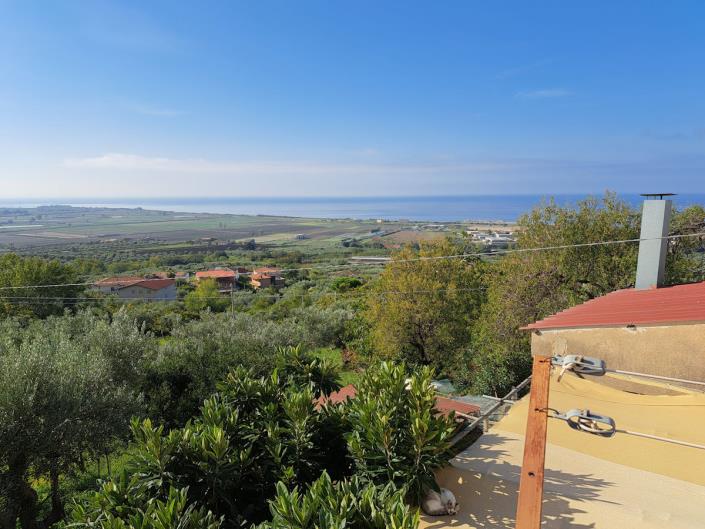 Image No.11-2 Bed Country House for sale