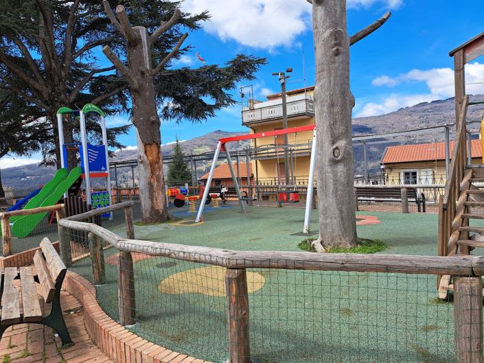 Image No.14-2 Bed Townhouse for sale