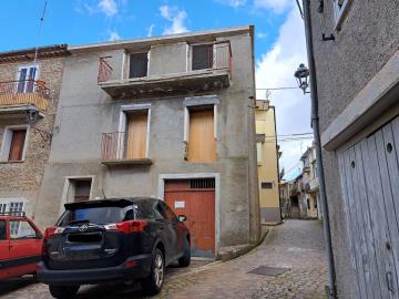 2 Bed Townhouse for sale