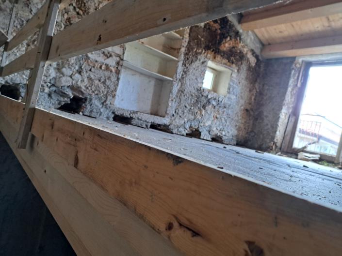 Image No.9-2 Bed Townhouse for sale