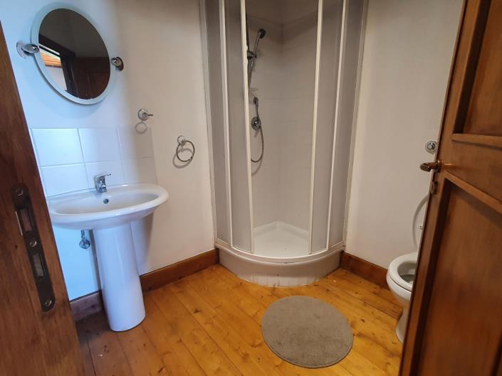 Image No.7-3 Bed Farmhouse for sale