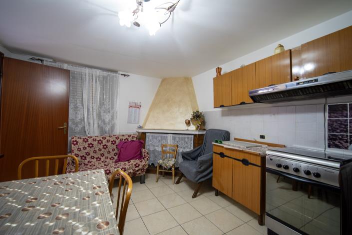 Image No.5-2 Bed Townhouse for sale