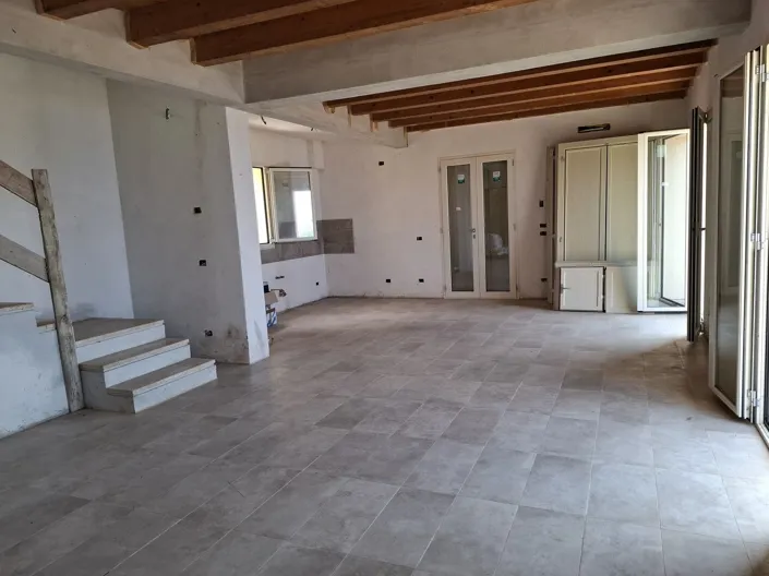 Image No.9-4 Bed Villa for sale