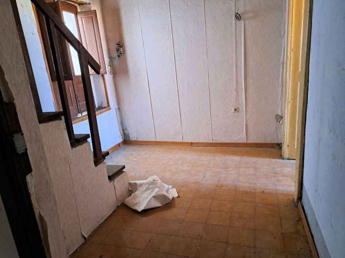 Image No.13-3 Bed Townhouse for sale