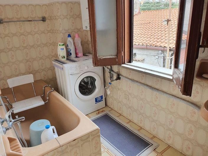 Image No.2-3 Bed Property for sale