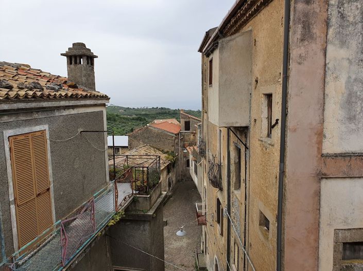 Image No.22-3 Bed Property for sale