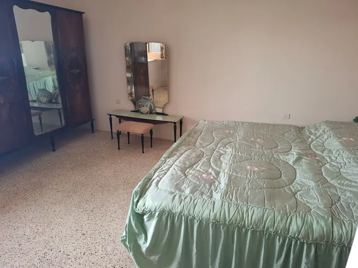 Image No.3-2 Bed House for sale