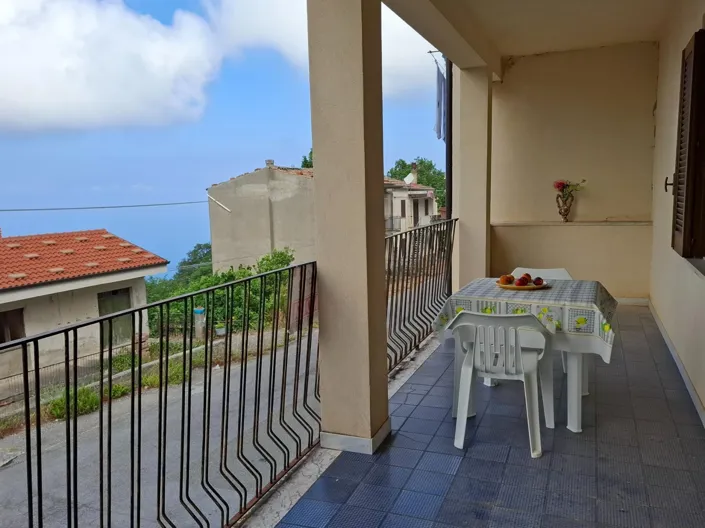 Image No.33-2 Bed House for sale