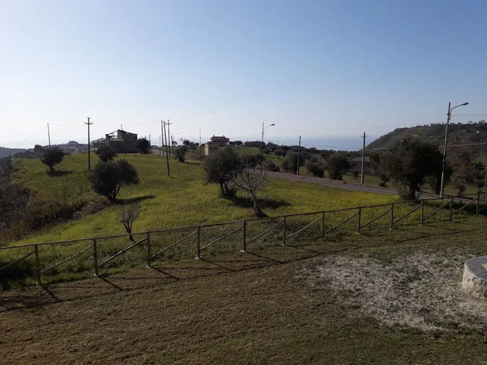 Image No.27-3 Bed Farmhouse for sale