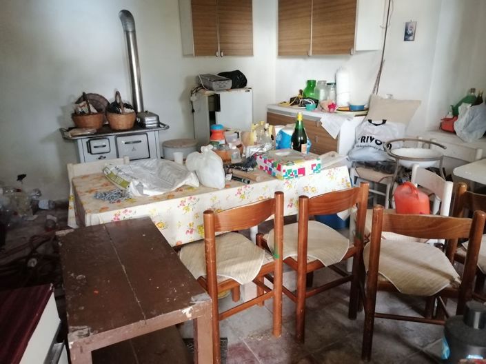 Image No.9-2 Bed House for sale