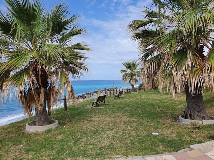 Image No.27-2 Bed Farmhouse for sale