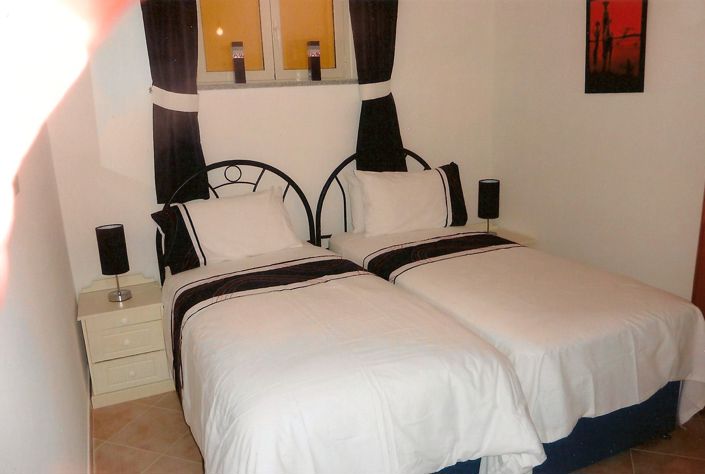 Image No.4-2 Bed Apartment for sale