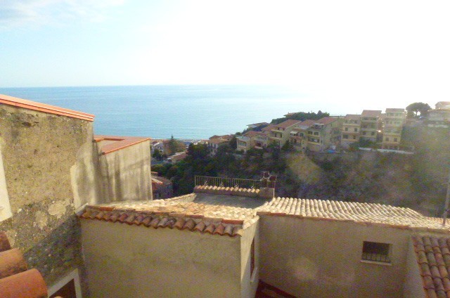 Image No.1-2 Bed Property for sale