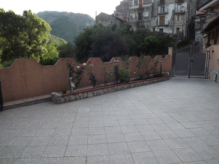 Image No.3-3 Bed Villa for sale