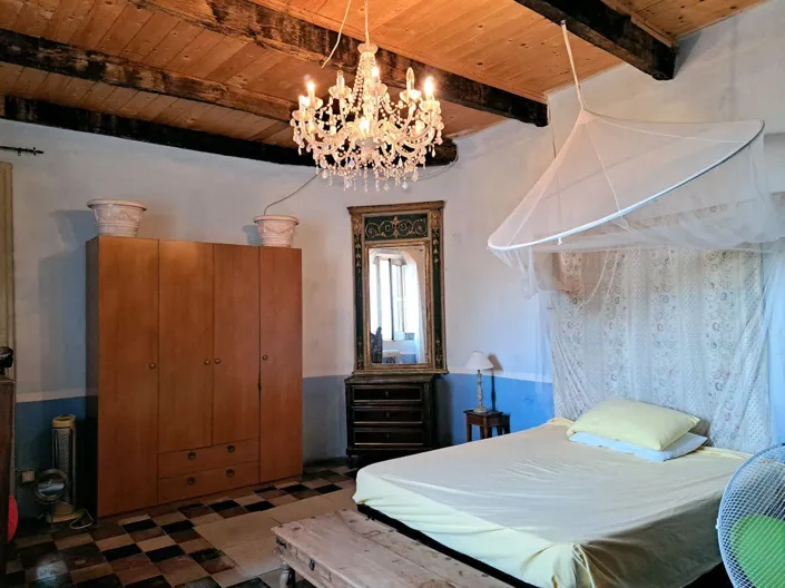 Image No.2-2 Bed Property for sale