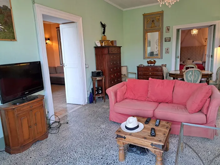 Image No.29-2 Bed Property for sale