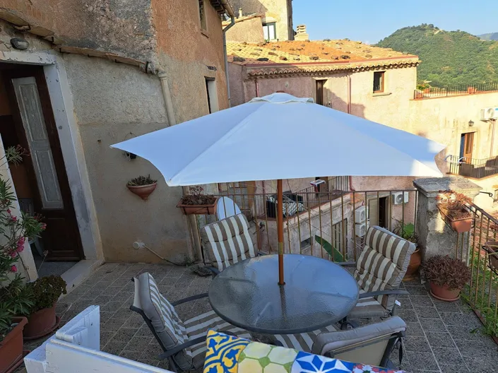 Image No.31-2 Bed Property for sale